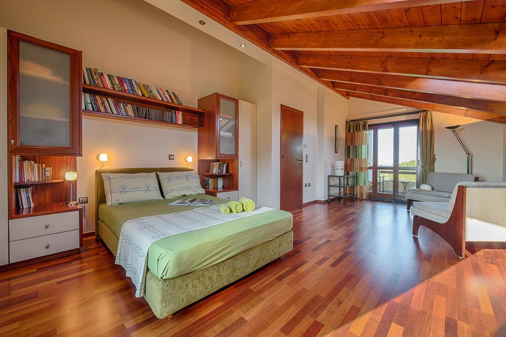 Villa Russelia Καλαβάρδα Εξωτερικό φωτογραφία