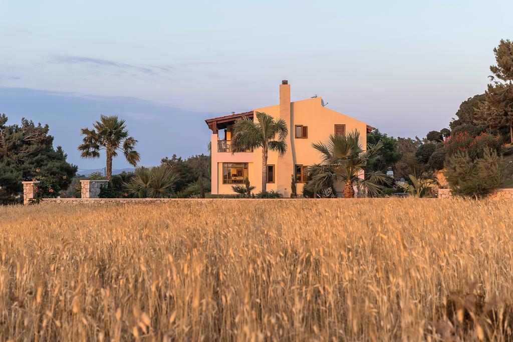 Villa Russelia Καλαβάρδα Εξωτερικό φωτογραφία