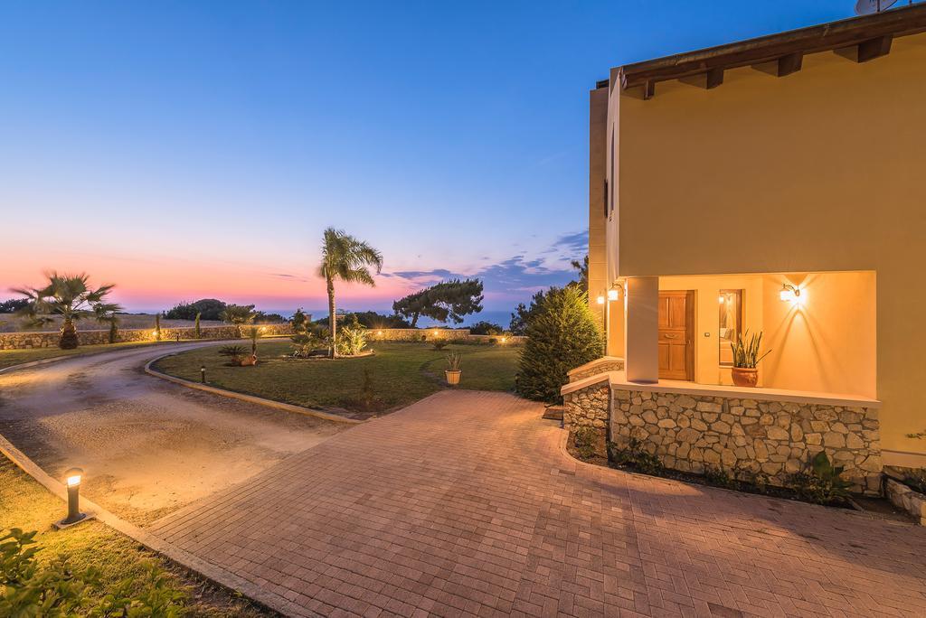 Villa Russelia Καλαβάρδα Εξωτερικό φωτογραφία