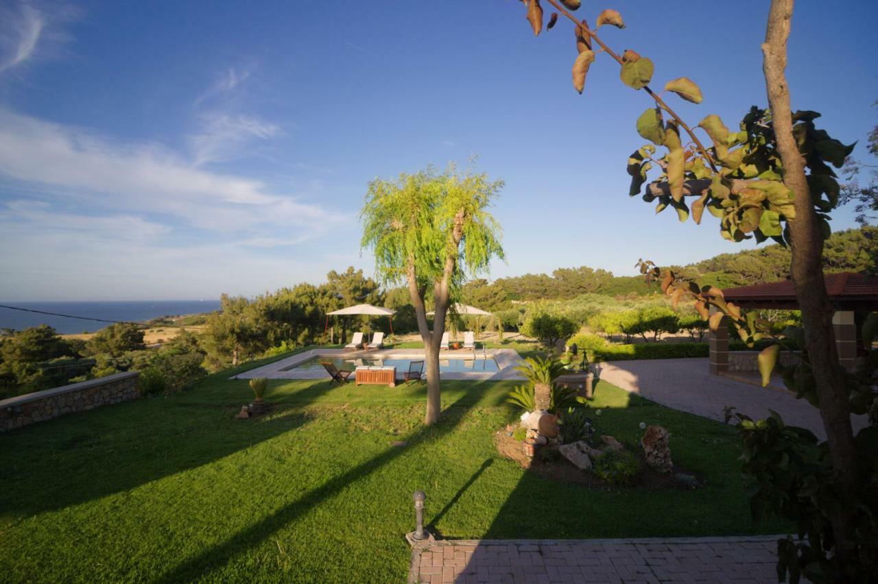 Villa Russelia Καλαβάρδα Εξωτερικό φωτογραφία